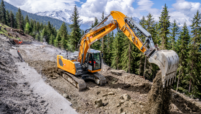 Excavator digging the site for the future hall of the departure building.