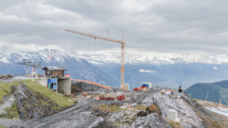 Overview of the Télémixte summit station with the first concrete foundations.