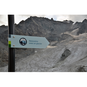 Educational trail "Encounter with a glacier". | © Bureau Relief | S. Martin