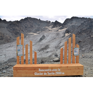Educational trail "Encounter with a glacier". | © Bureau Relief | S. Martin