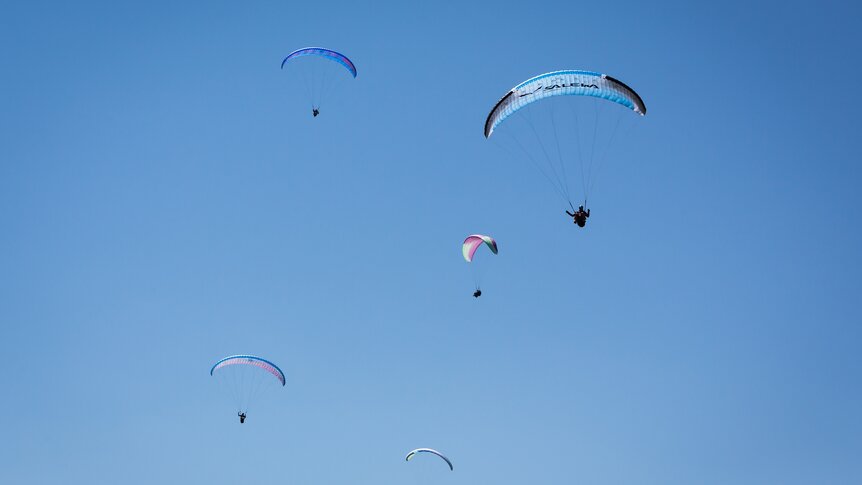 Paragliding