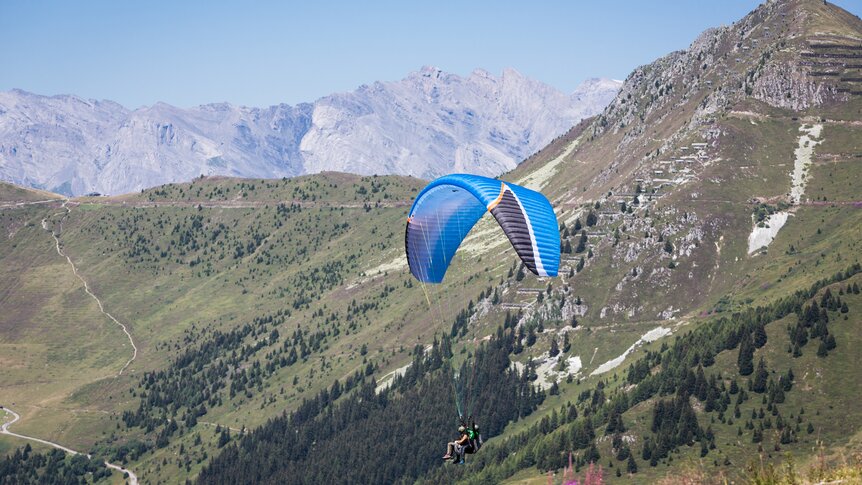Paragliding
