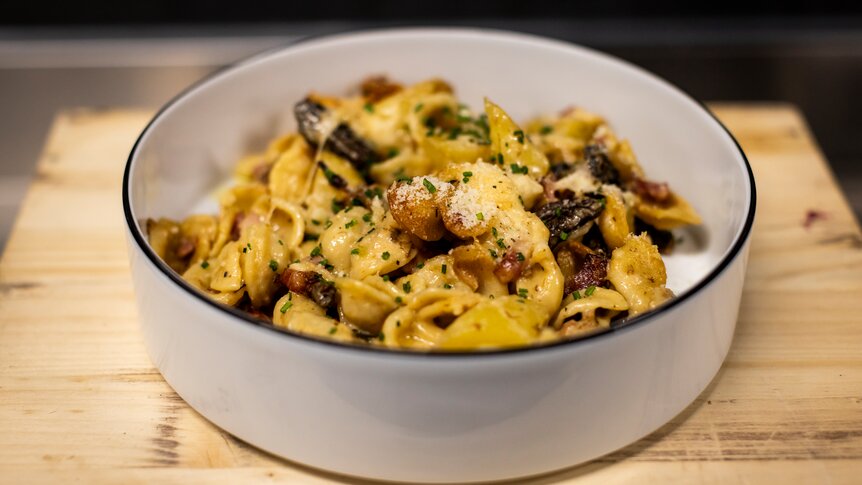 Macaronis du chalet, La Pasay